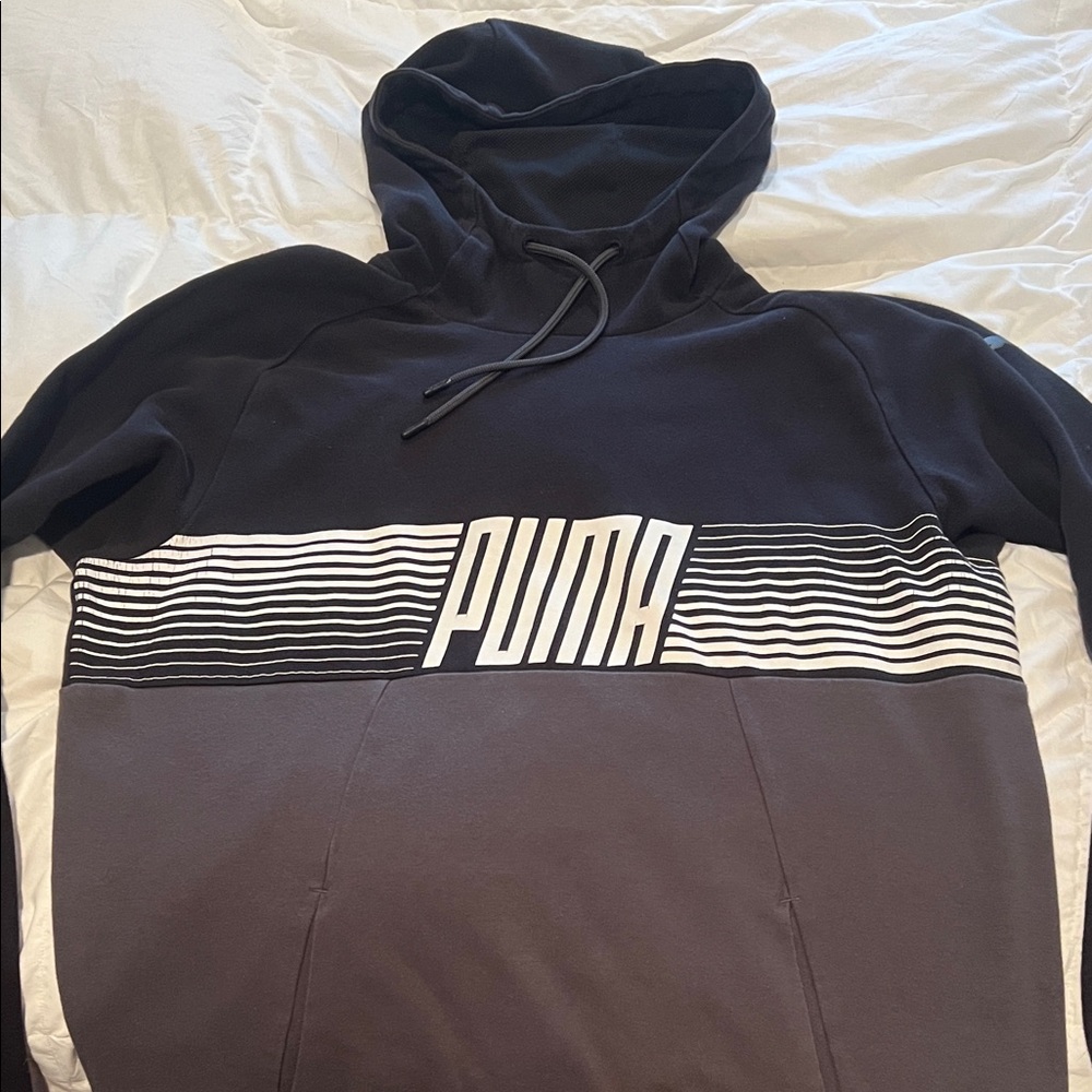 PUMA Men's Black and Dark Gray Hoodie